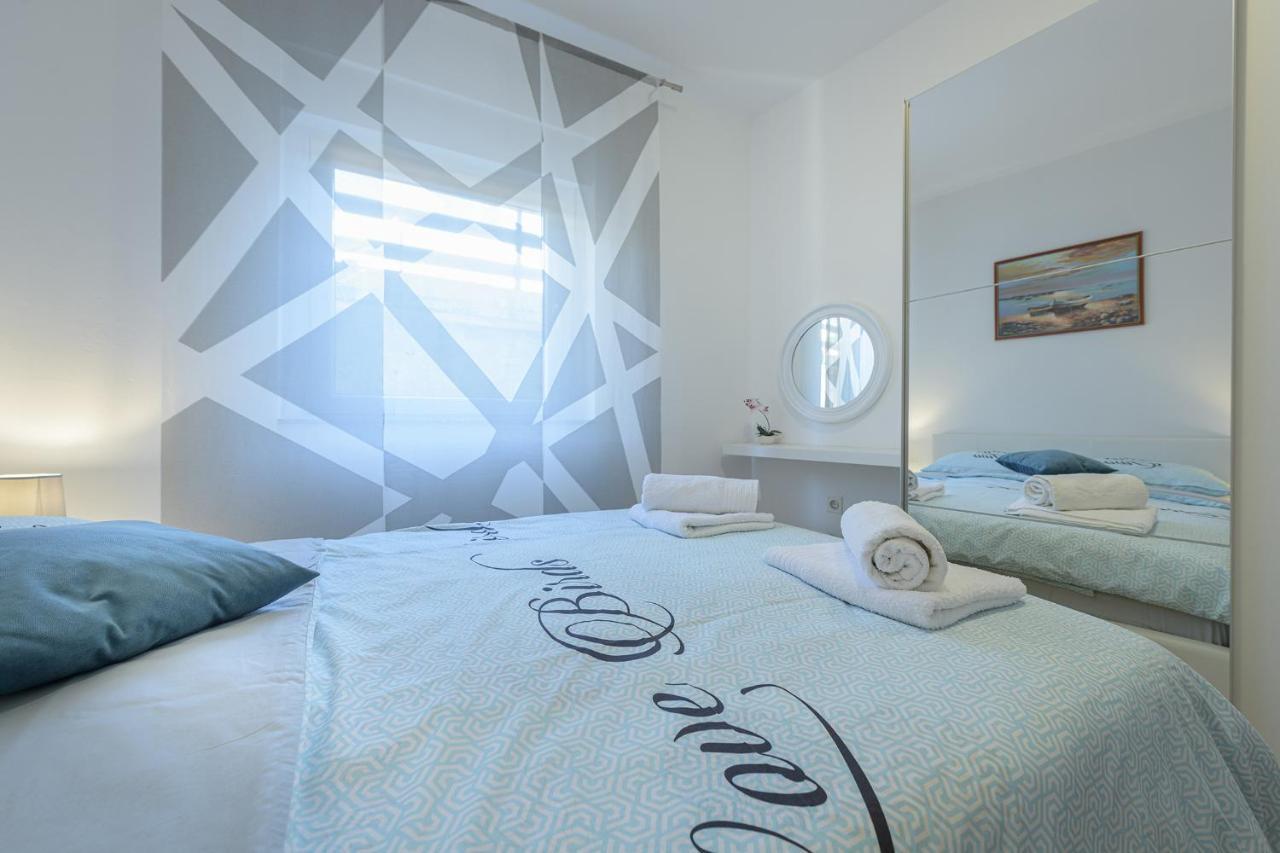 Apartmani Tena Selce Exterior foto